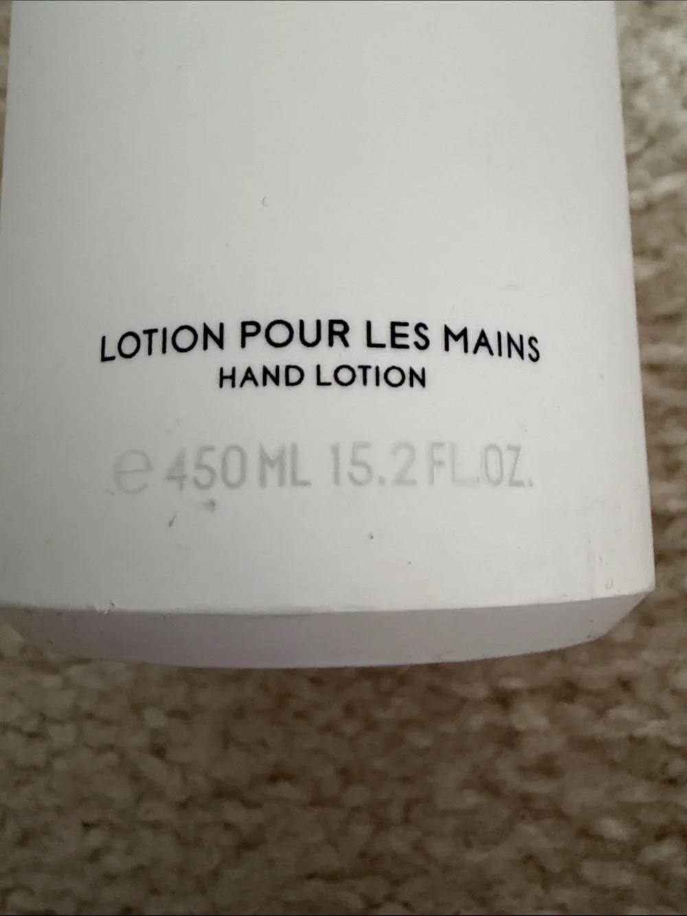 Byredo Vetyver Hand Lotion - White with Black Pump